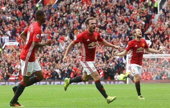 曼联重磅来袭！卡塞米罗替身三选一，左路瞄准德甲新星，梅努续约在即